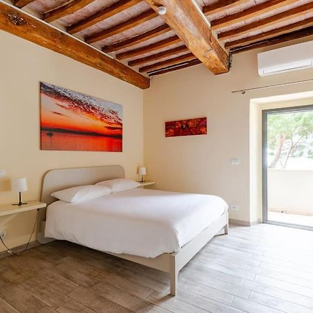 The View - Sunset & Relax - Suite - Appartamenti Vista Lago Passignano sul Trasimeno Exterior photo