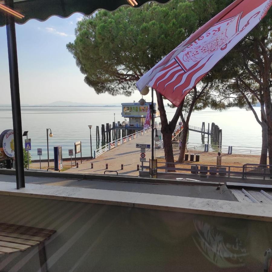 The View - Sunset & Relax - Suite - Appartamenti Vista Lago Passignano sul Trasimeno Exterior photo