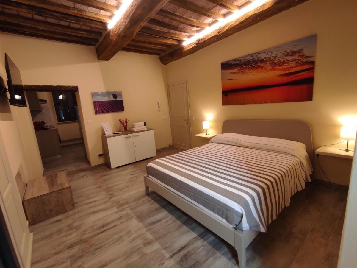The View - Sunset & Relax - Suite - Appartamenti Vista Lago Passignano sul Trasimeno Exterior photo